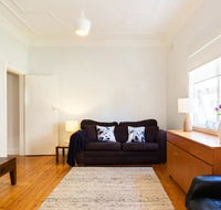 2 Bedroom Garden Apartment by Bondi Beach - Dalby Accommodation