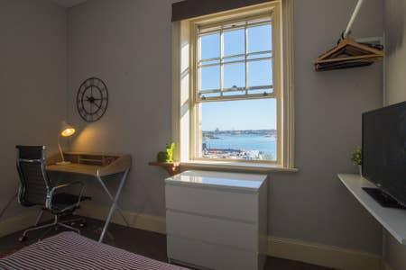 2 Bedroom Harbour View At The Rocks Heart Of CBD - Dalby Accommodation 0