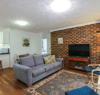 2 Bedroom St Lucia Apartment close to UQ and CityCat - Dalby Accommodation