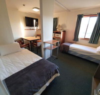 2 Lakeview Plaza - Dalby Accommodation