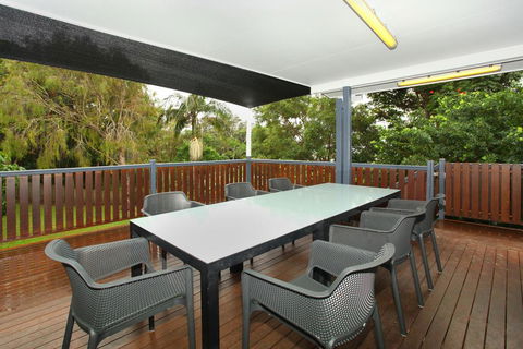 20 Scrub Road, Coolum Beach - Pet Friendly, Linen Included - Dalby Accommodation 0