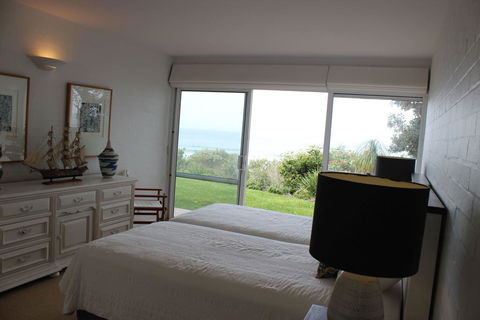 22 ON COAST - (Weekly Only) - Dalby Accommodation 2