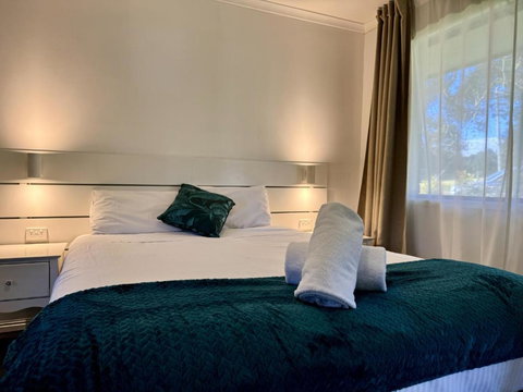 Bunya Mountains Tavern - Dalby Accommodation 2