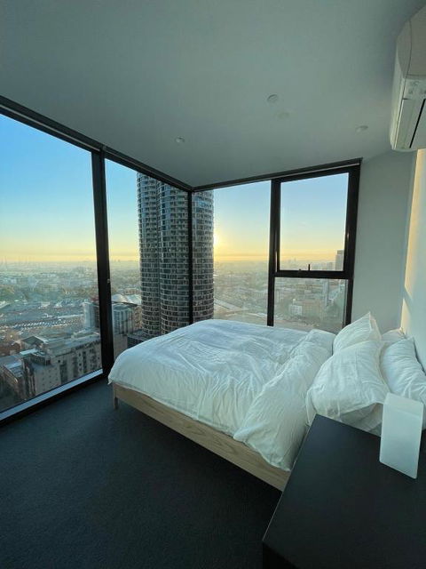 C&S Stay- Melbourne CBD - Dalby Accommodation 0
