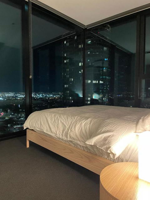 C&S Stay- Melbourne CBD - Dalby Accommodation 1