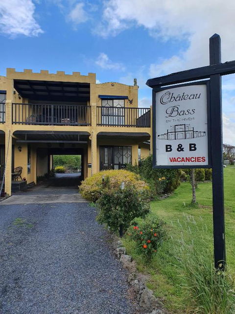 Chateau Bass - Dalby Accommodation 3