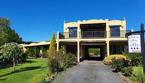 Chateau Bass - Dalby Accommodation 1