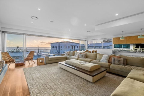 Daybreak At Currumbin - Dalby Accommodation 3
