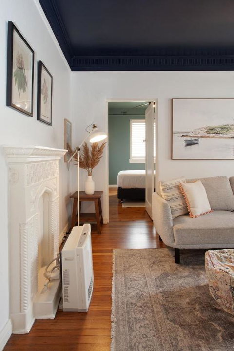 Deco Desire, Bellevue Hill Isyd - Dalby Accommodation 4