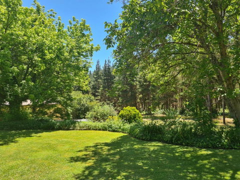 DELANY VILLAS BRIGHT - Spa Luxury On Delany Avenue - Dalby Accommodation 4