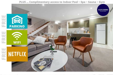 3 BDR Stylish City Retreat // Close To All And Everything In Canberra - Dalby Accommodation 0