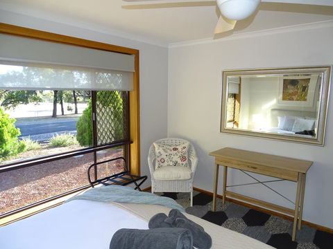 3 Pears On The Park McLaren Vale - Dalby Accommodation 1