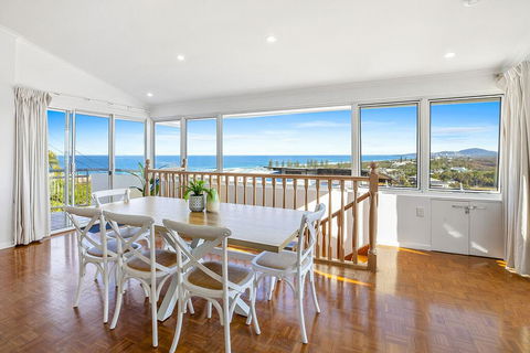 40 Pelican Street - Dalby Accommodation 0