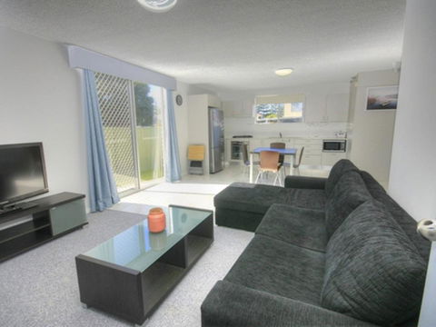 45B Wharf Street Downstairs - Dalby Accommodation 0