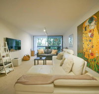 5 Star in Prime Double Bay Location with Balcony - Dalby Accommodation