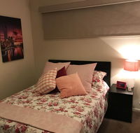 5 Star Room with own Bathroom - Singles Couples Families or Executives - Dalby Accommodation