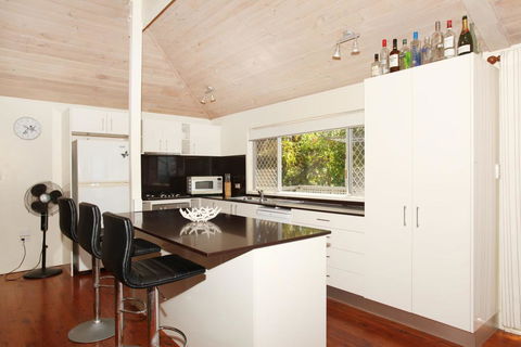 56 Millen Crt, Coolum Beach - Pet Friendly, Linen Included - Dalby Accommodation 1