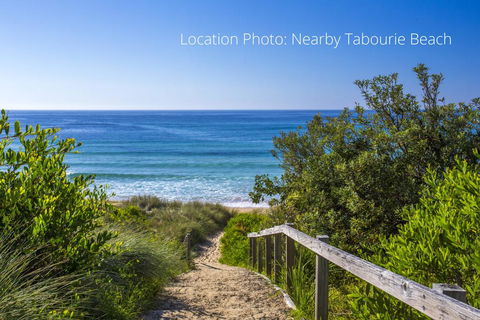 75 River Rd - Tabourie Hideaway - Dalby Accommodation 1