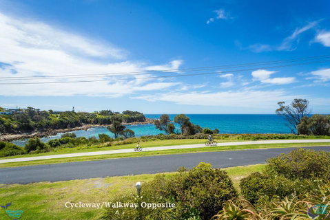84 Ocean Parade - Dalby Accommodation 3