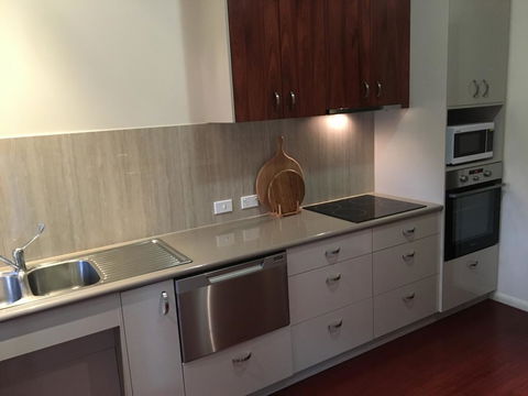 89 On Guy - Dalby Accommodation 1