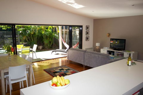 @LIZZIE - Dalby Accommodation 0