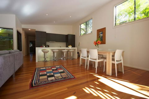 @LIZZIE - Dalby Accommodation 1
