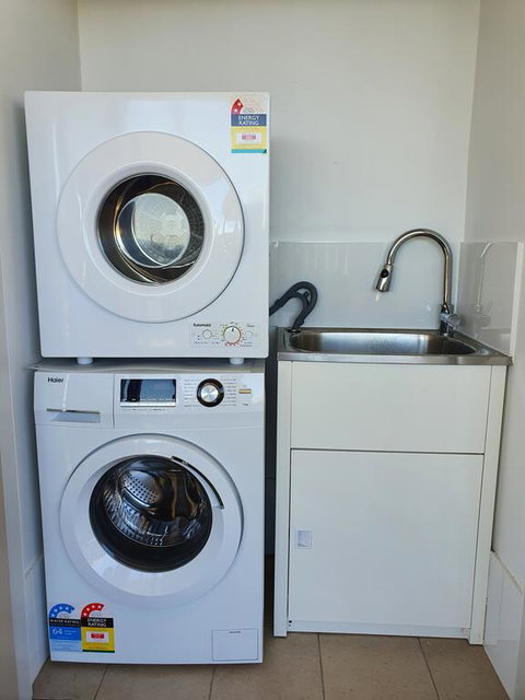 A Beach Getaway - Dalby Accommodation 3