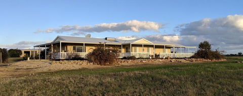 A Better Life Animal Sanctuary FarmStay - Private Two-Bedrooms, Lounge Room & Bathroom & Toilet, Shared Kitchen - Dalby Accommodation 0