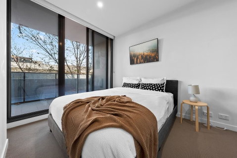 A Bright & Airy CBD Apt Next To Southern Cross - Dalby Accommodation 1