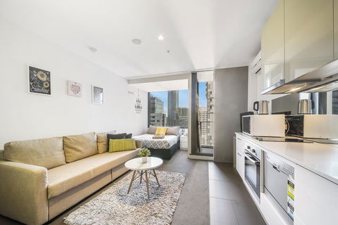 A Charming Studio With Stunning City Views - Dalby Accommodation 0