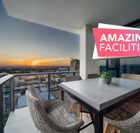 A Cut Above The West - Pool - Rooftop Bar - Gym - Wifi - Dalby Accommodation