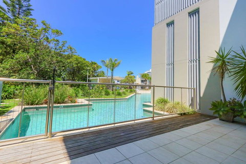 A Deluxe Swim Up - Drift Apartments South - Dalby Accommodation 1