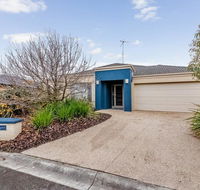 A TOUCH OF CLASS - PET FRIENDLY OUTSIDE ONLY - Dalby Accommodation
