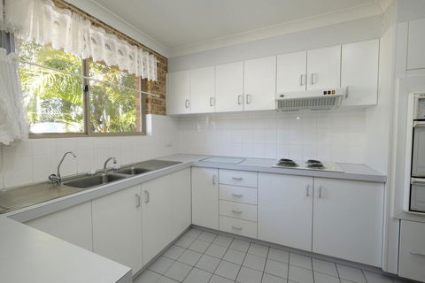 ACACIA - WEEKLY ONLY - Dalby Accommodation 2