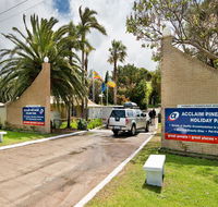 Acclaim Pine Grove Holiday Park - Dalby Accommodation