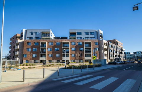 Accommodate Canberra - The Prince - Dalby Accommodation 0