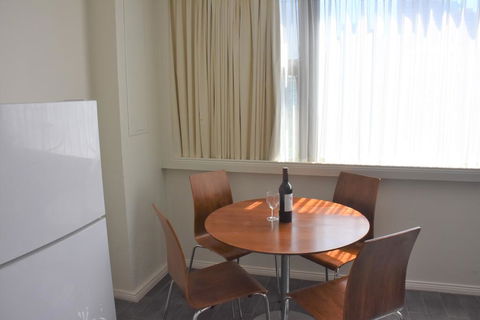 Accommodation Sydney City Centre - Hyde Park Plaza Park View College Street Studio Apartment - Dalby Accommodation 1