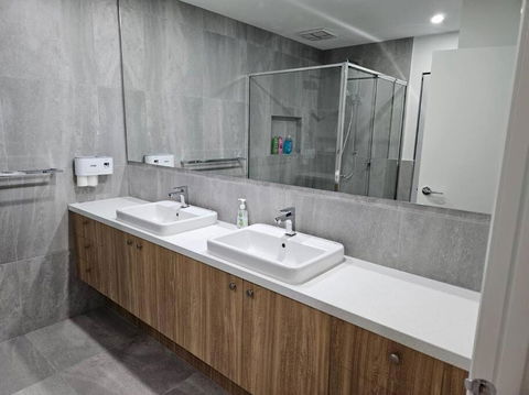 E 4 Room Retreat Family Friendly - Dalby Accommodation 1