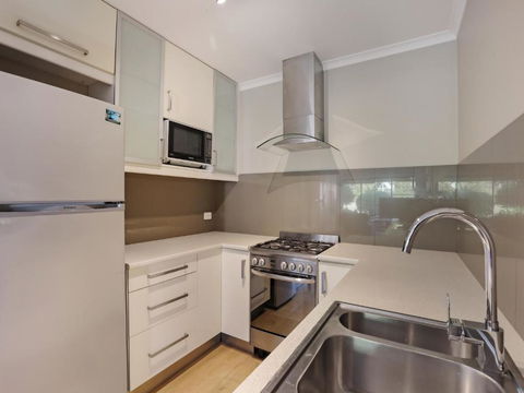 Eagle Heights Holiday Units - Dalby Accommodation 4