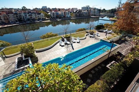East Perth Suites Hotel - Dalby Accommodation 0