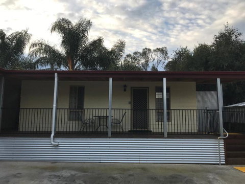Echuca Holiday Units - Dalby Accommodation 2