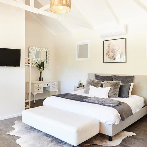 Eastern Hill Creswick - Dalby Accommodation 1