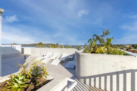 Elegant 2-Bed Apartment With Stunning Views - Dalby Accommodation 1