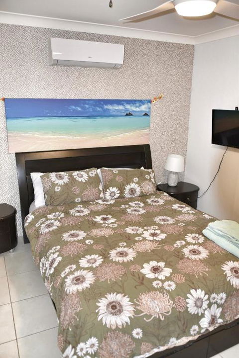 Entire Family Home With Private Pool - Dalby Accommodation 4