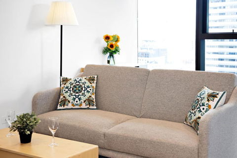 EPORO Tower Modern Apartments Melbourne Central CBD - Dalby Accommodation 2