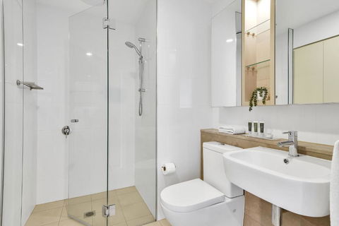 Fabulous Corporate Apartment Macquarie Park M907 - Dalby Accommodation 3