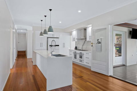 Fairway By Khove - Dalby Accommodation 3