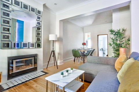 Gorgeous 2 Bedroom House Ultimo 2 E-Bikes Included - Dalby Accommodation 3