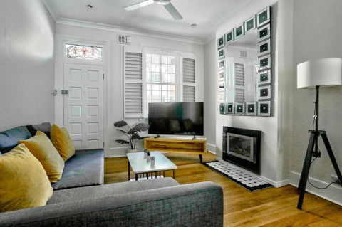 Gorgeous 2 Bedroom House Ultimo 2 E-Bikes Included - Dalby Accommodation 0