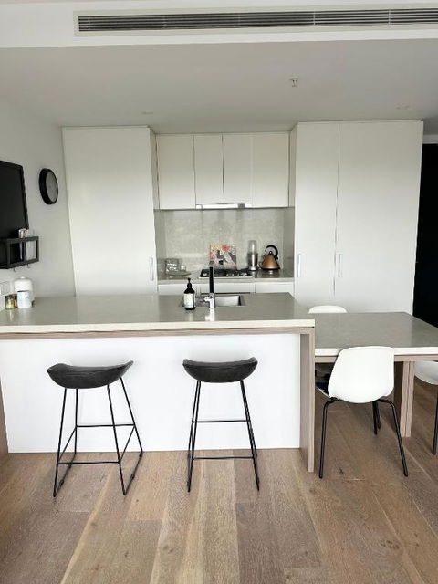 FV Peppers 1 Bedroom Apartment - Dalby Accommodation 1